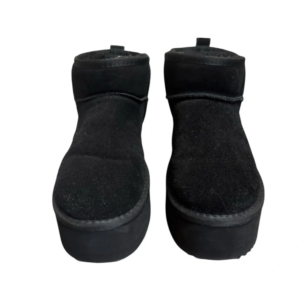 DREAM PAIRS Suede Women’s Classic Mini Platform Lined Boots Cozy Size 8.5 Black